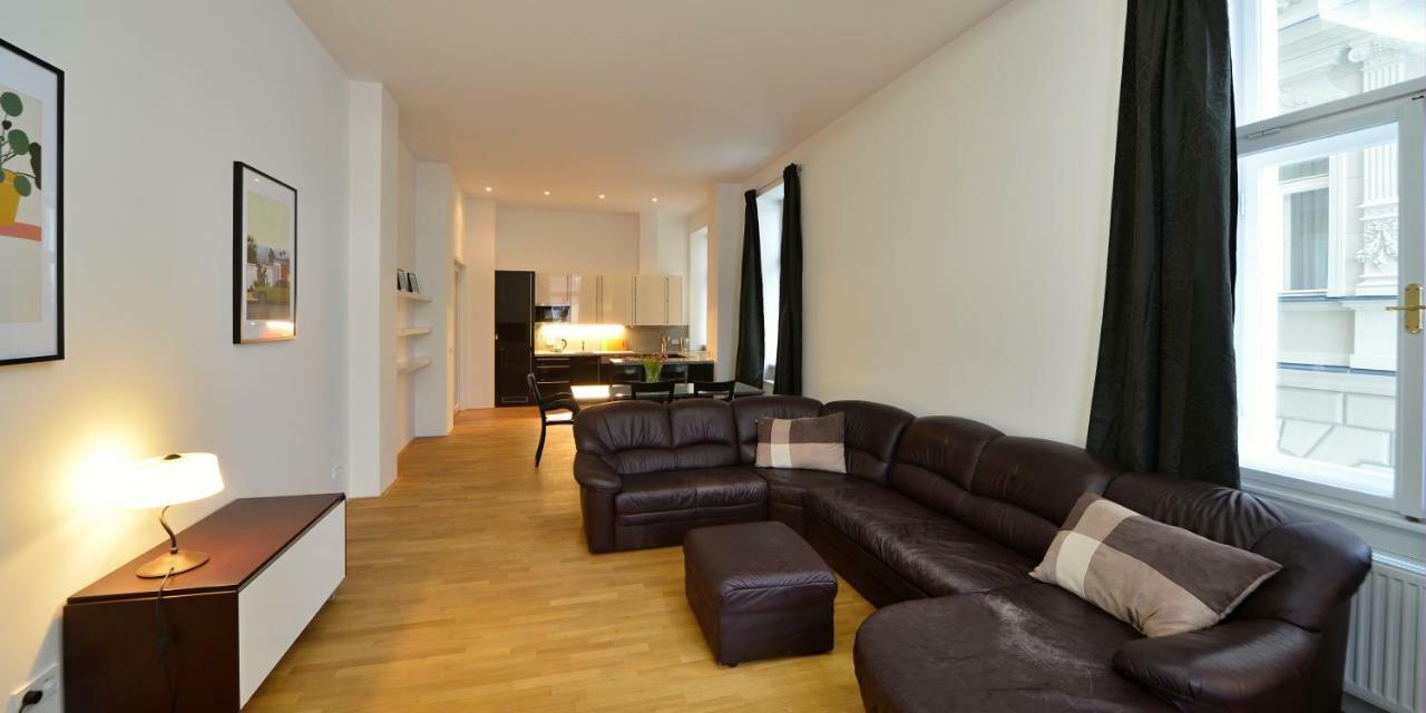 Kolonada Luxury 2 Bedroom Apartment With Balcony Маріанські Лазні Екстер'єр фото
